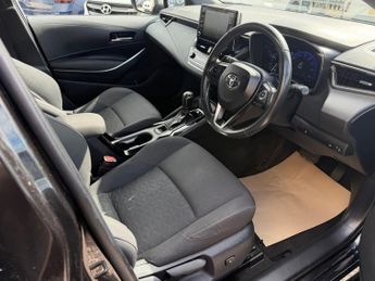 TOYOTA COROLLA 1.8 VVT-h Icon Touring Sports 5dr Petrol Hybrid CVT Euro 6 (s/s)