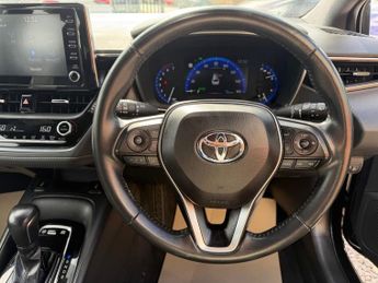 TOYOTA COROLLA 1.8 VVT-h Icon Touring Sports 5dr Petrol Hybrid CVT Euro 6 (s/s)