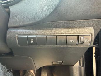 TOYOTA COROLLA 1.8 VVT-h Icon Touring Sports 5dr Petrol Hybrid CVT Euro 6 (s/s)