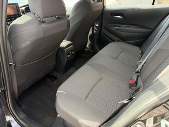 TOYOTA COROLLA 1.8 VVT-h Icon Touring Sports 5dr Petrol Hybrid CVT Euro 6 (s/s)