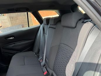 TOYOTA COROLLA 1.8 VVT-h Icon Touring Sports 5dr Petrol Hybrid CVT Euro 6 (s/s)