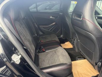 MERCEDES-BENZ A-CLASS 1.5 A180d AMG Line (Premium) Hatchback 5dr Diesel 7G-DCT Euro 6 