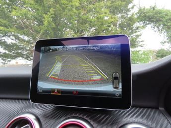 MERCEDES-BENZ A CLASS 2.1 A200d AMG Line (Premium Plus) 7G-DCT Euro 6 (s/s) 5dr