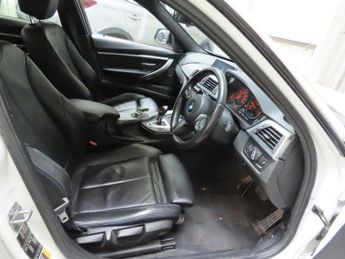 BMW 3 SERIES 2.0 330e 7.6kWh M Sport Shadow Edition Saloon 4dr Petrol Plug-in