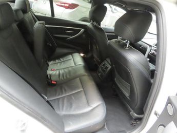 BMW 3 SERIES 2.0 330e 7.6kWh M Sport Shadow Edition Saloon 4dr Petrol Plug-in