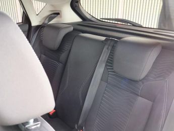 FORD FIESTA 1.6 Titanium Hatchback 5dr Petrol Powershift Euro 5 (105 ps)
