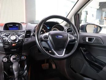FORD FIESTA 1.6 Titanium Hatchback 5dr Petrol Powershift Euro 5 (105 ps)