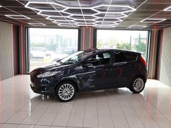 FORD FIESTA 1.6 Titanium Hatchback 5dr Petrol Powershift Euro 5 (105 ps)