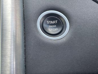 LAND ROVER DISCOVERY 2.0 SD4 HSE SUV 5dr Diesel Auto 4WD Euro 6 (s/s) 