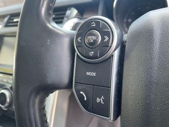 LAND ROVER DISCOVERY 2.0 SD4 HSE SUV 5dr Diesel Auto 4WD Euro 6 (s/s) 