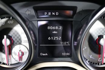 MERCEDES-BENZ SLK 1.8 SLK200 AMG Sport Convertible 2dr Petrol G-Tronic+ Euro 5 (s/