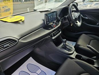 HYUNDAI I30 1.4 T-GDi AUTOMATIC Blue Drive SE Nav Hatchback 5dr Petrol DCT E