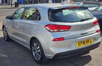 HYUNDAI I30 1.4 T-GDi AUTOMATIC Blue Drive SE Nav Hatchback 5dr Petrol DCT E