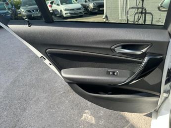 BMW 1 SERIES 2.0 118d Sport Hatchback 5dr Diesel Manual Euro 6 (s/s) (150 ps)
