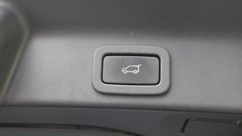 JAGUAR F-PACE 2.0 D180 R-Sport SUV 5dr Diesel Auto AWD Euro 6 (s/s) (180 ps)