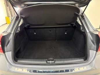 MERCEDES-BENZ GLA 1.6 GLA180 GPF Urban Edition SUV 5dr Petrol 7G-DCT Euro 6 (s/s) 