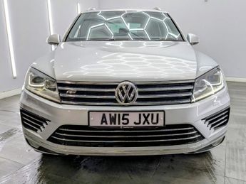 VOLKSWAGEN TOUAREG 3.0 TDI V6 BlueMotion Tech R-Line SUV 5dr Diesel Tiptronic 4WD E