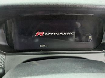 LAND ROVER RANGE ROVER VELAR 2.0 D240 R-Dynamic SE SUV 5dr Diesel Auto 4WD Euro 6 (s/s) (240 