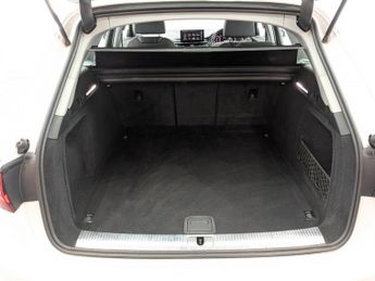 AUDI A4 AVANT 2.0 TDI 30 Technik Estate 5dr Diesel S Tronic Euro 6 (s/s) (136 