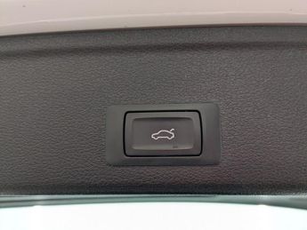 AUDI A4 AVANT 2.0 TDI 30 Technik Estate 5dr Diesel S Tronic Euro 6 (s/s) (136 