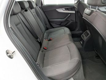 AUDI A4 AVANT 2.0 TDI 30 Technik Estate 5dr Diesel S Tronic Euro 6 (s/s) (136 