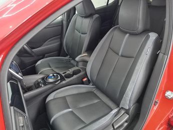 NISSAN LEAF 40kWh Tekna Hatchback 5dr Electric Auto (150 ps)