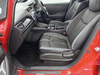 NISSAN LEAF 40kWh Tekna Hatchback 5dr Electric Auto (150 ps)