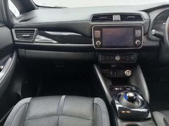 NISSAN LEAF 40kWh Tekna Hatchback 5dr Electric Auto (150 ps)