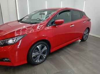 NISSAN LEAF 40kWh Tekna Hatchback 5dr Electric Auto (150 ps)