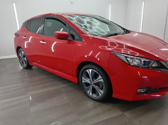 NISSAN LEAF 40kWh Tekna Hatchback 5dr Electric Auto (150 ps)