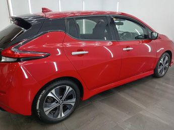 NISSAN LEAF 40kWh Tekna Hatchback 5dr Electric Auto (150 ps)