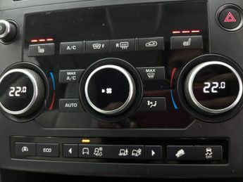 LAND ROVER DISCOVERY SPORT 2.0 TD4 SE Tech SUV 5dr Diesel Auto 4WD Euro 6 (s/s) (180 ps)