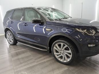 LAND ROVER DISCOVERY SPORT 2.0 TD4 SE Tech SUV 5dr Diesel Auto 4WD Euro 6 (s/s) (180 ps)