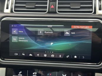 LAND ROVER RANGE ROVER 3.0 SD V6 Vogue SUV 5dr Diesel Auto 4WD Euro 6 (s/s) (275 ps)