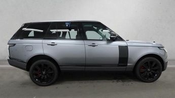 LAND ROVER RANGE ROVER 3.0 SD V6 Vogue SUV 5dr Diesel Auto 4WD Euro 6 (s/s) (275 ps)