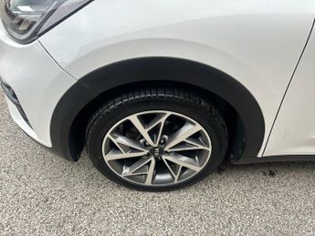 KIA NIRO 1.6 GDi 4 SUV 5dr Petrol Hybrid DCT Euro 6 (s/s) (139 bhp)