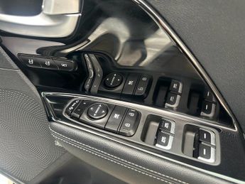 KIA NIRO 1.6 GDi 4 SUV 5dr Petrol Hybrid DCT Euro 6 (s/s) (139 bhp)