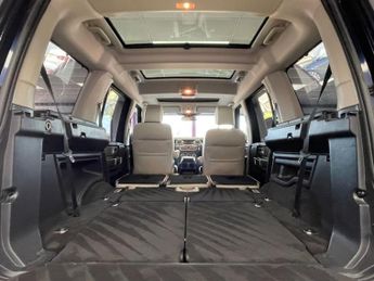 LAND ROVER DISCOVERY 4 3.0 SD V6 HSE SUV 5dr Diesel Auto 4WD Euro 5 (s/s) (255 bhp)