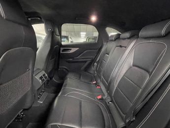 JAGUAR F-PACE 2.0 D180 R-Sport SUV 5dr Diesel Auto AWD Euro 6 (s/s) (180 ps)