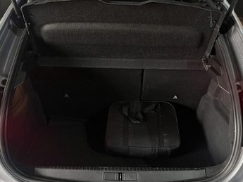 PEUGEOT E-208 50kWh GT Premium Hatchback 5dr Electric Auto (136 ps)