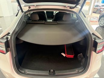 TESLA MODEL Y SUV 5dr Electric Auto RWD (346 ps)