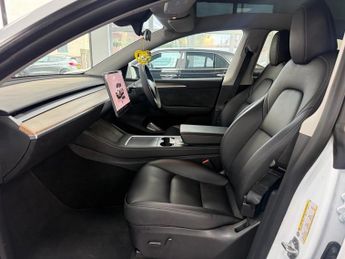 TESLA MODEL Y SUV 5dr Electric Auto RWD (346 ps)