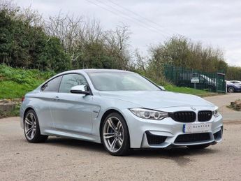 BMW M4 3.0 BiTurbo Coupe 2dr Petrol DCT Euro 6 (s/s) (431 ps)