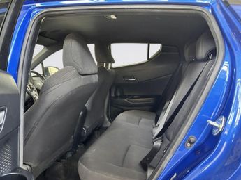 TOYOTA C-HR 1.8 VVT-h Dynamic SUV 5dr Petrol Hybrid CVT Euro 6 (s/s) (122 ps