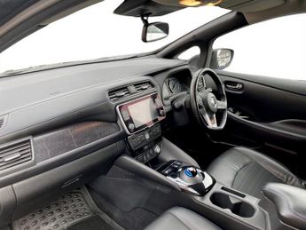 NISSAN LEAF 40kWh N-Connecta Hatchback 5dr Electric Auto (150 ps)