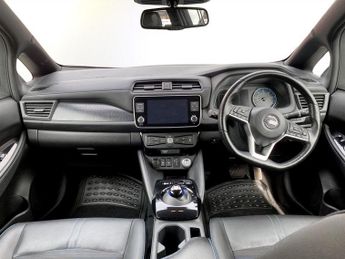 NISSAN LEAF 40kWh N-Connecta Hatchback 5dr Electric Auto (150 ps)