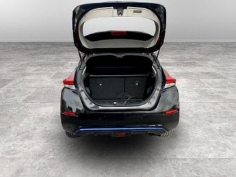 NISSAN LEAF 40kWh N-Connecta Hatchback 5dr Electric Auto (150 ps)