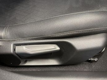 VAUXHALL Corsa Electric 50kWh Elite Nav Premium Hatchback 5dr Electric Auto (7.4Kw Charg