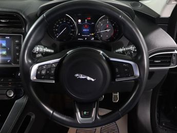 JAGUAR F-PACE 2.0 D180 R-Sport SUV 5dr Diesel Auto AWD Euro 6 (s/s) (180 ps)