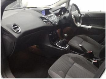 FORD FIESTA 1.0T EcoBoost Zetec White Edition Hatchback 5dr Petrol Manual Eu